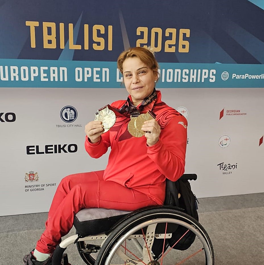 Para Halter Şampiyonası’nda milli sporculardan madalyalar
