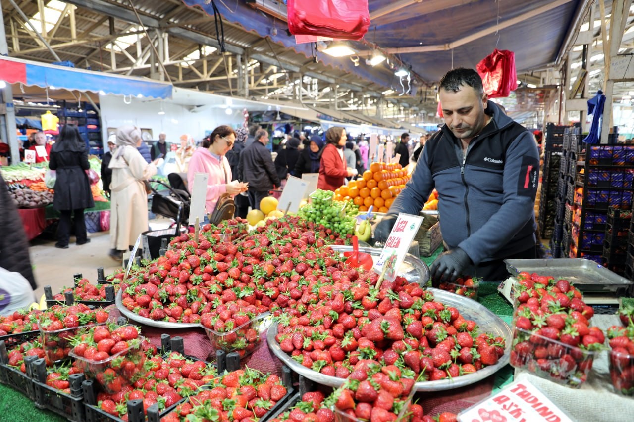 Parasını ödedikleri tapuları 23 yıldır alamıyorlar
