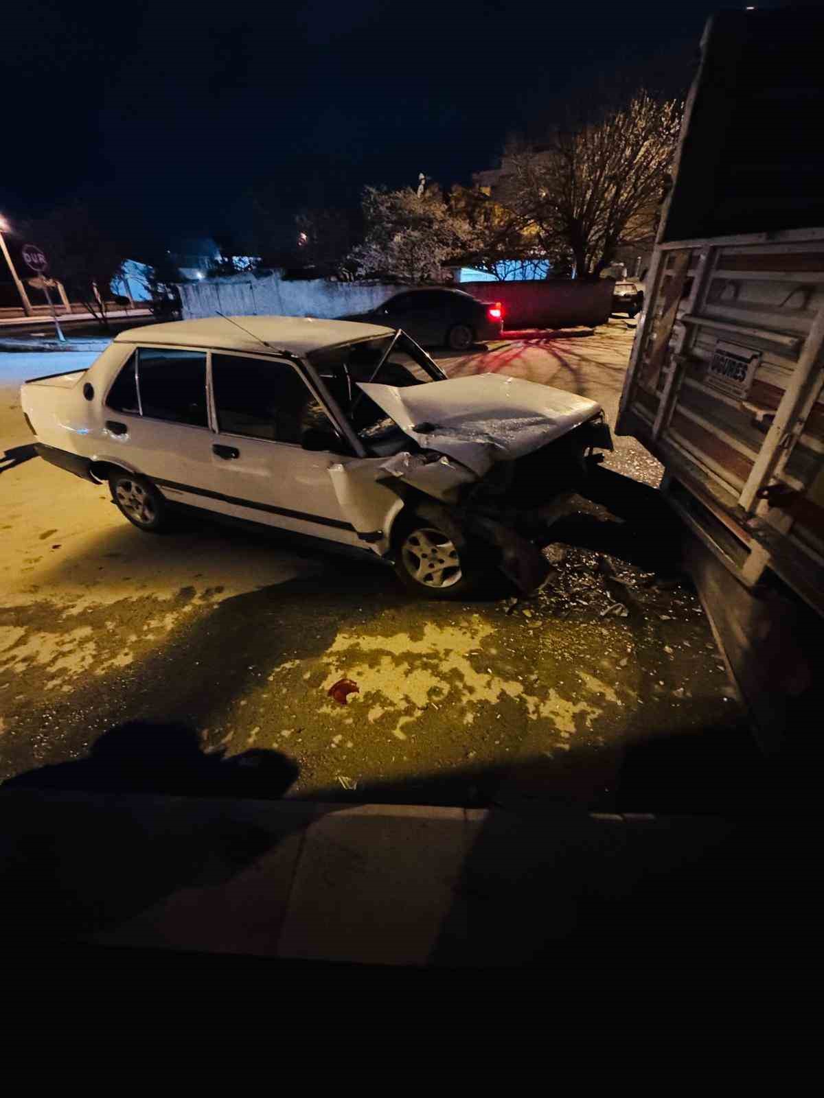 Park halindeki araca çarpan alkollü ve ehliyetsiz sürücüye 250 bin TL ceza
