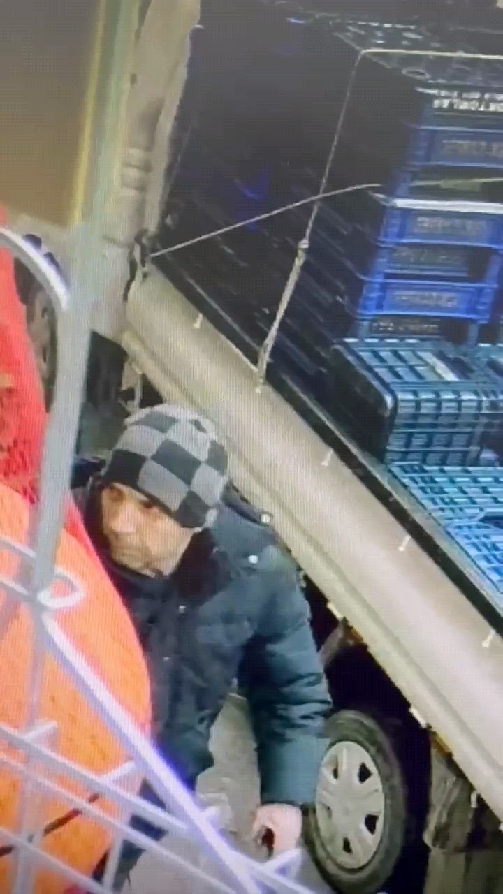 Park halindeki araçları soydu, polis adım adım iz sürüp yakaladı
