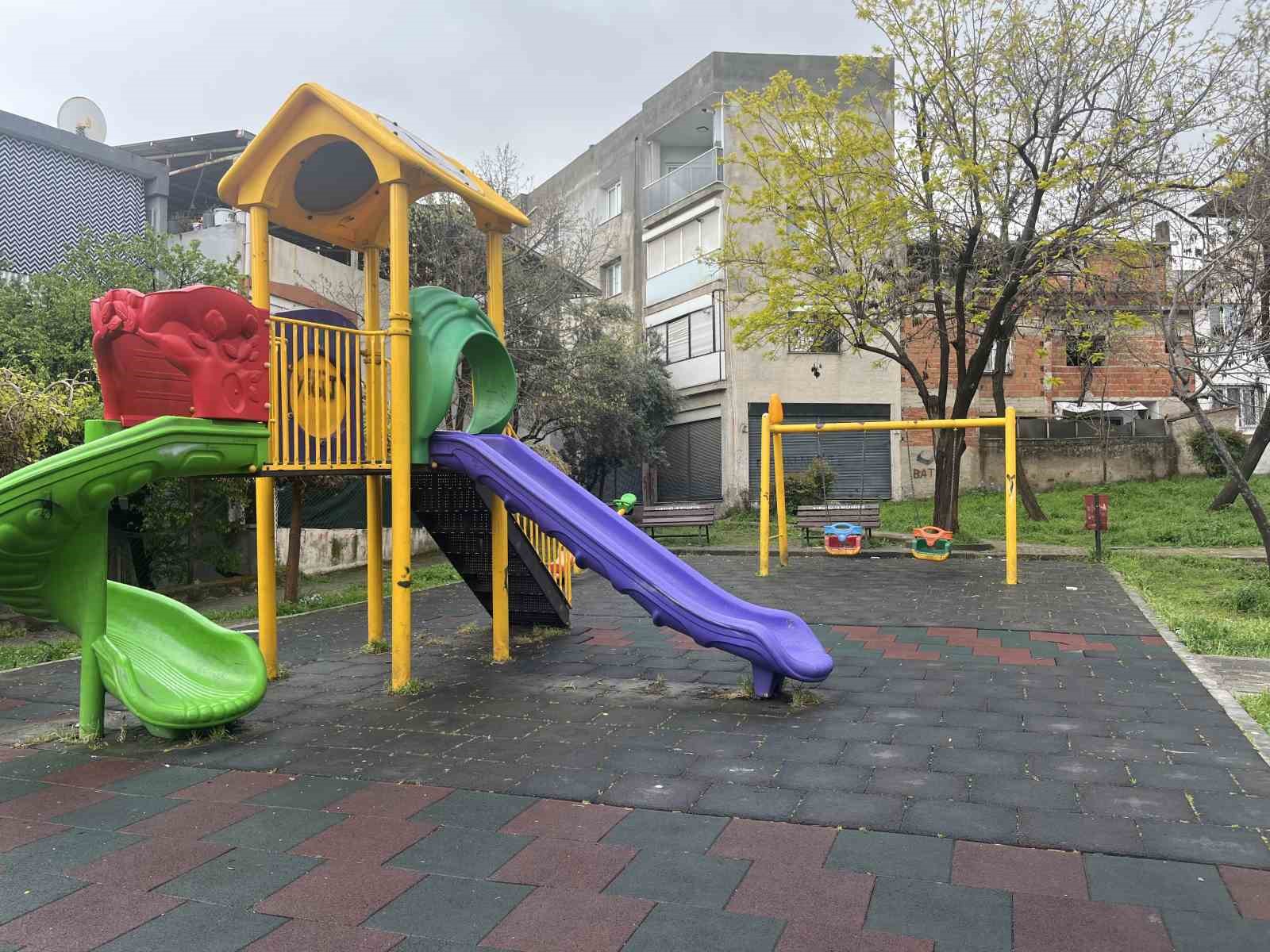 Parkta 2 yaşındaki evladı boğazından bıçaklanan anne: "Bugün çocuğum toprak altında olabilirdi"
