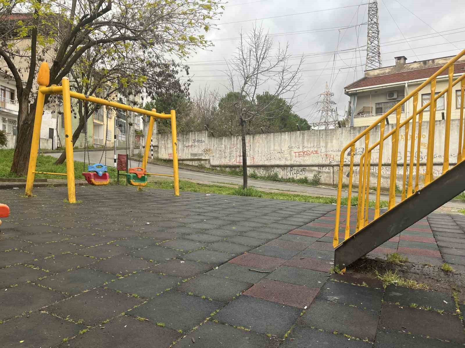 Parkta 2 yaşındaki evladı boğazından bıçaklanan anne: "Bugün çocuğum toprak altında olabilirdi"
