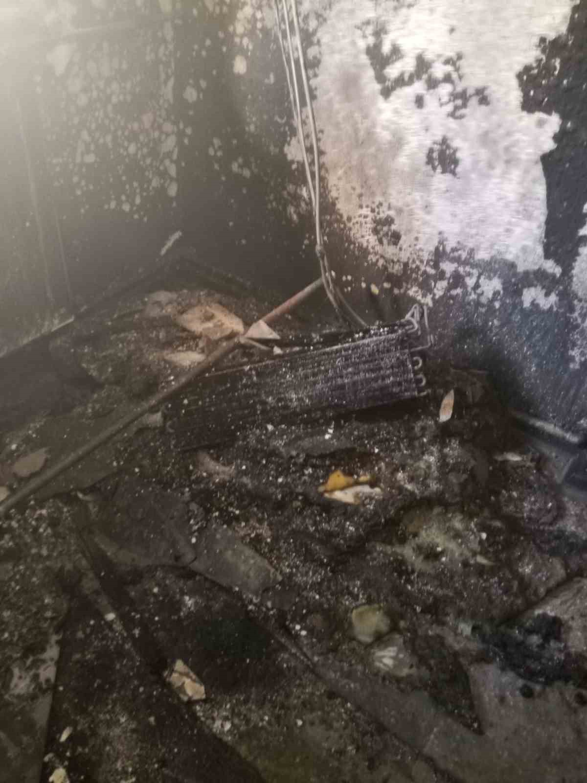 Patlama sonrası çıkan yangında engelli şahıs hayatını kaybetti
