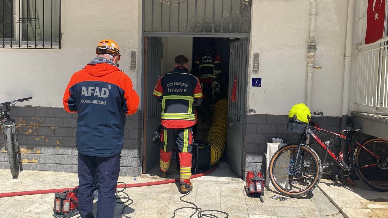 Patlama sonrası çıkan yangında engelli şahıs hayatını kaybetti
