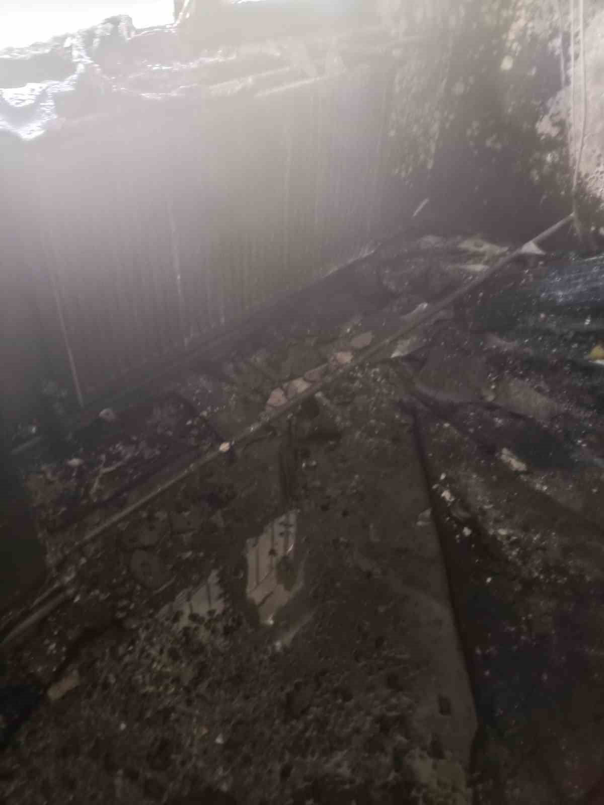 Patlama sonrası çıkan yangında engelli şahıs hayatını kaybetti
