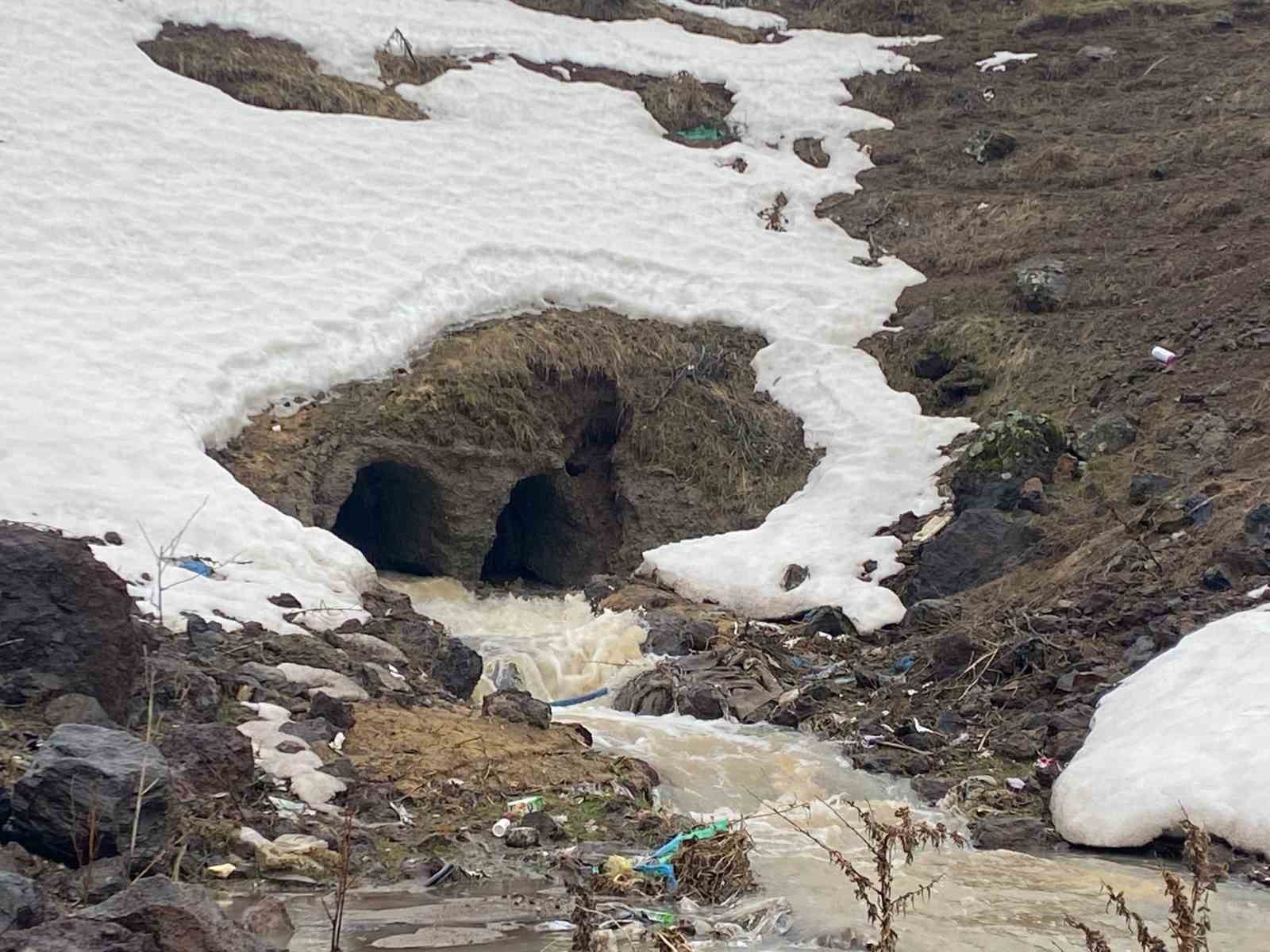 Patnos barajında su seviyesi yükseldi
