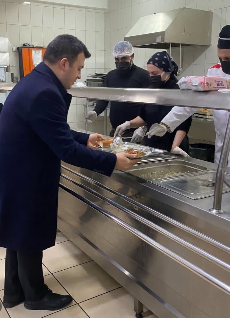 Patnos’ta öğrencilerle iftar buluşması
