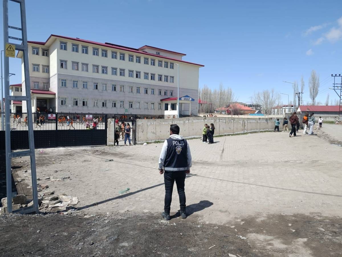 Patnos’ta okullarda güvenlik önlemleri artırıldı
