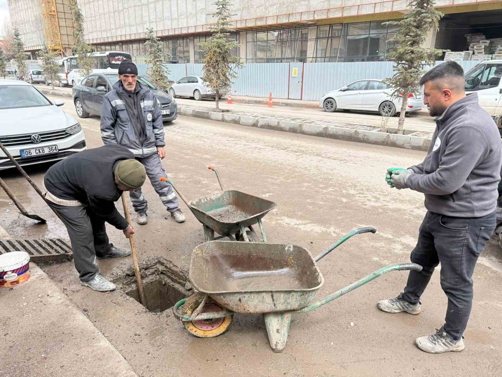 Patnos’ta Temizlik Seferberliği
Patnos’ta Temizlik Seferberliği