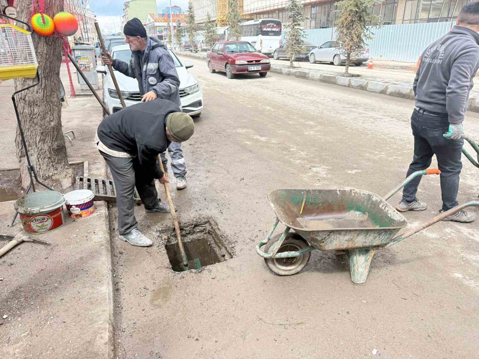 Patnos’ta Temizlik Seferberliği
Patnos’ta Temizlik Seferberliği