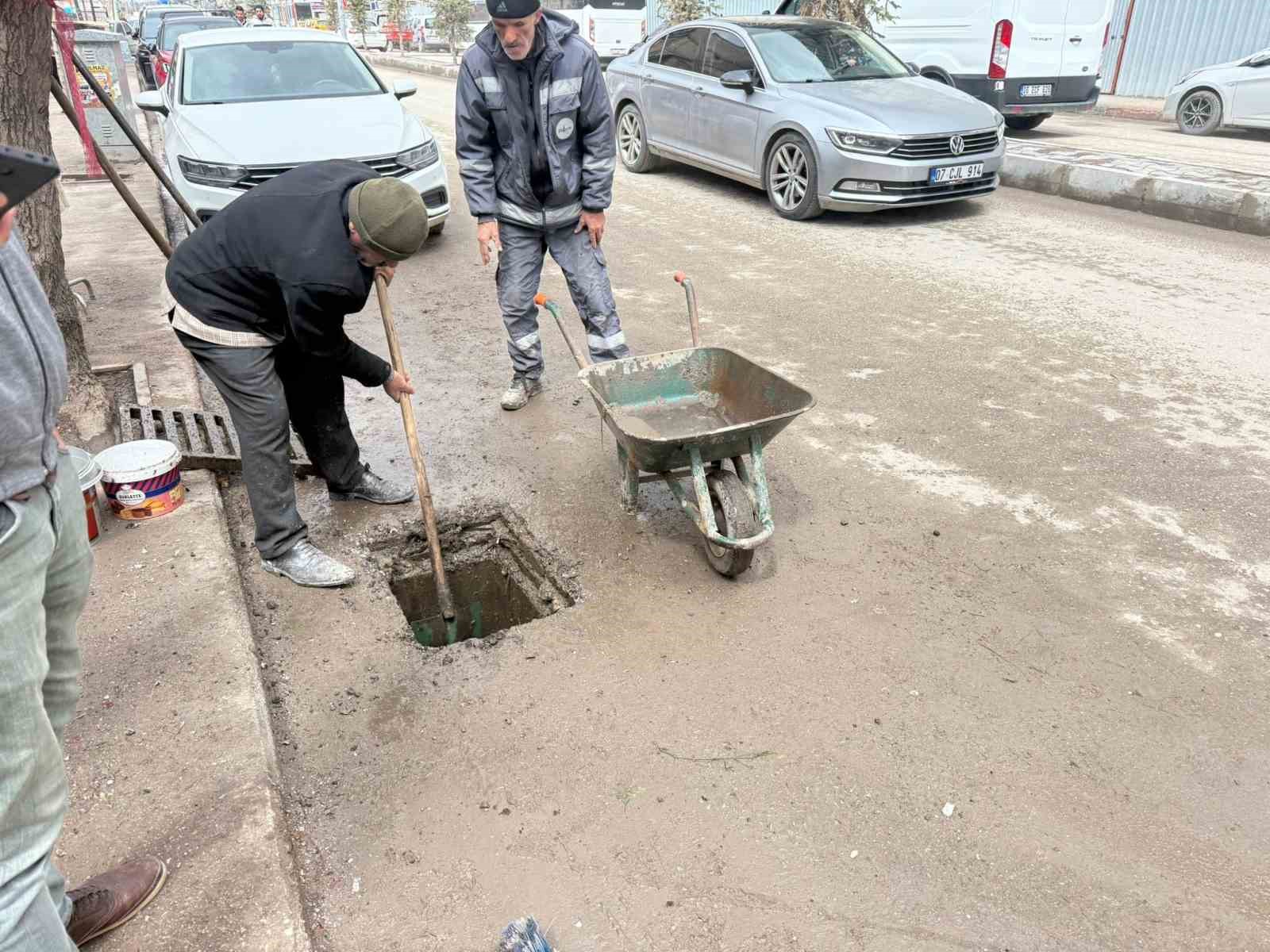 Patnos’ta Temizlik Seferberliği
Patnos’ta Temizlik Seferberliği