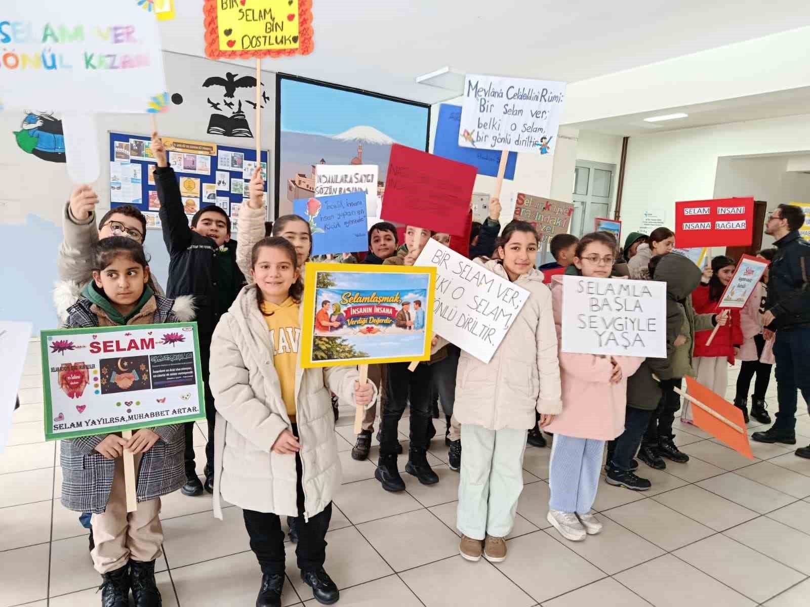 Patnos’ta "Türkiye Selamlaşıyor" Etkinliği Başladı
