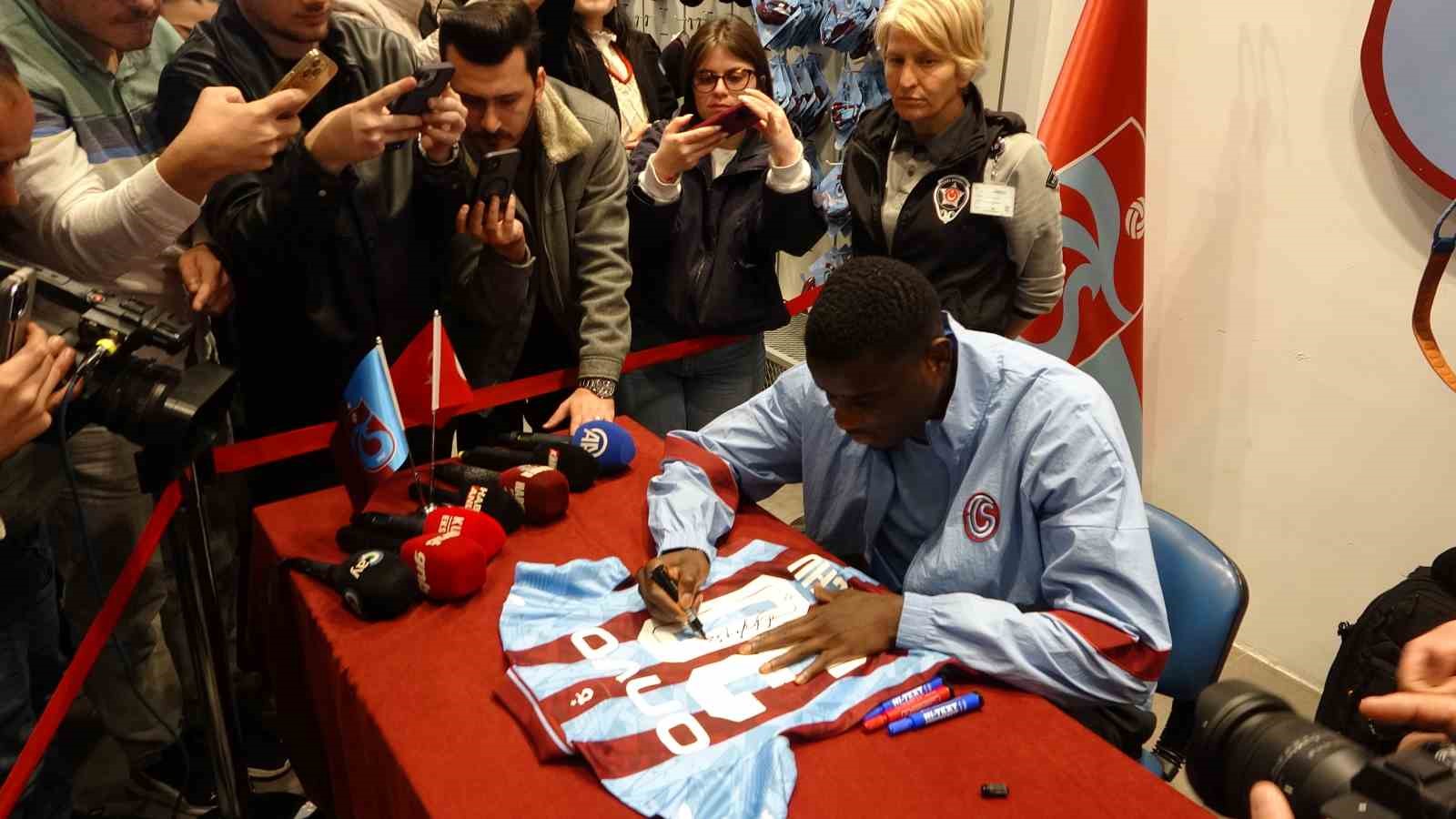 Paul Onuachu: "Maçları kazanıp sonuna bakacağız"
