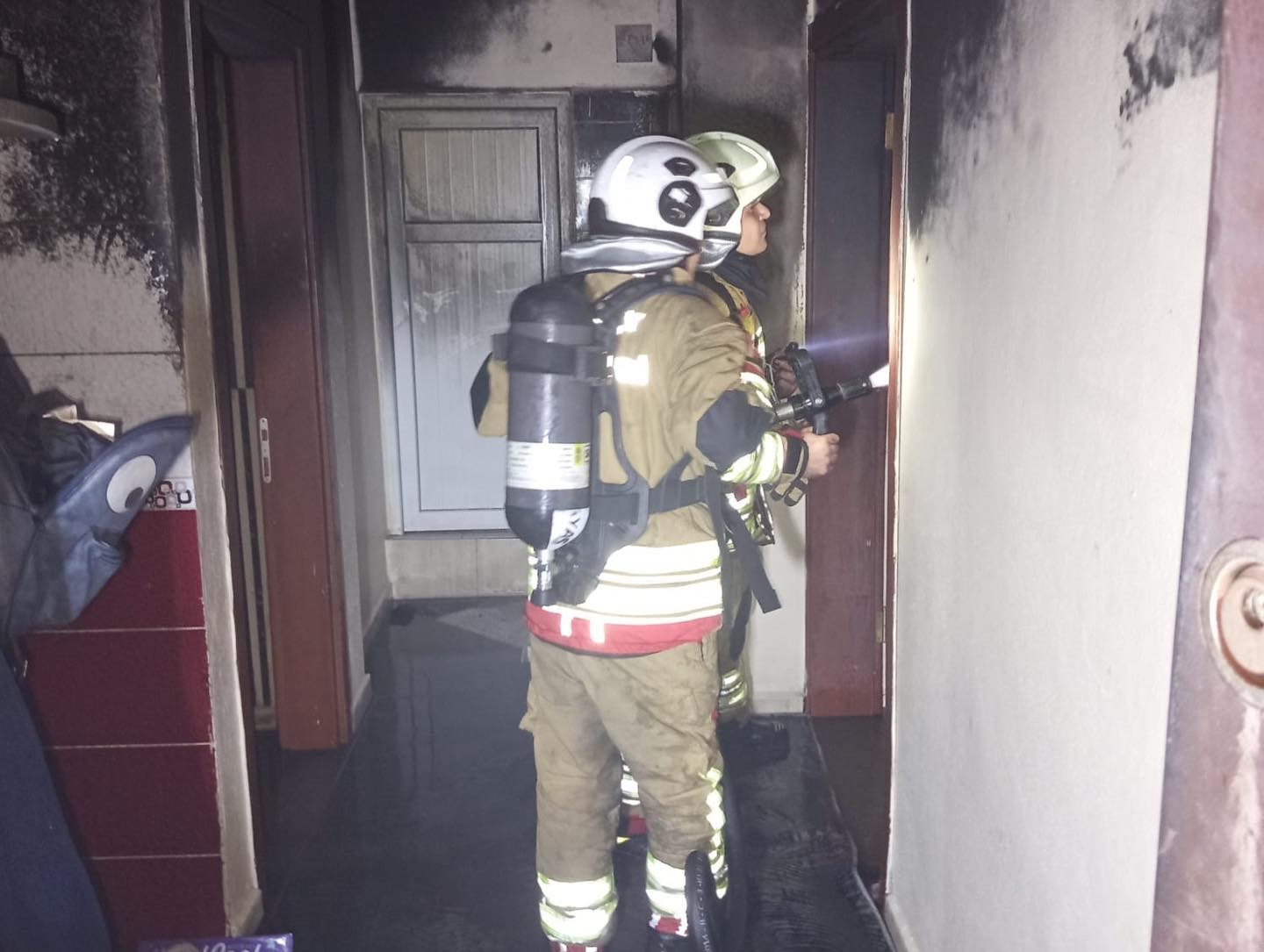 Payas’ta ev yangını
