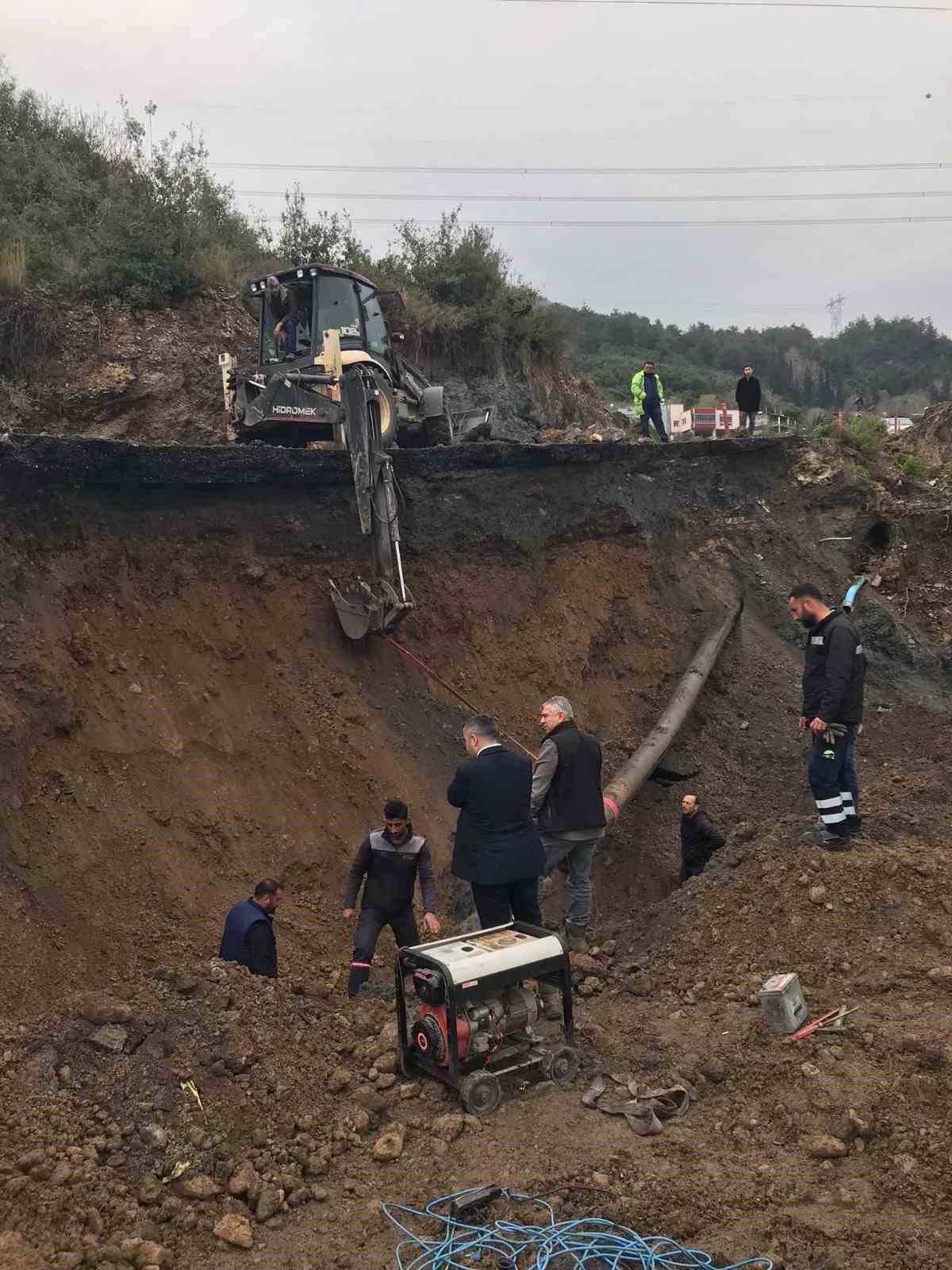 Payas’ta içme suyu hattı hızla onarıldı

