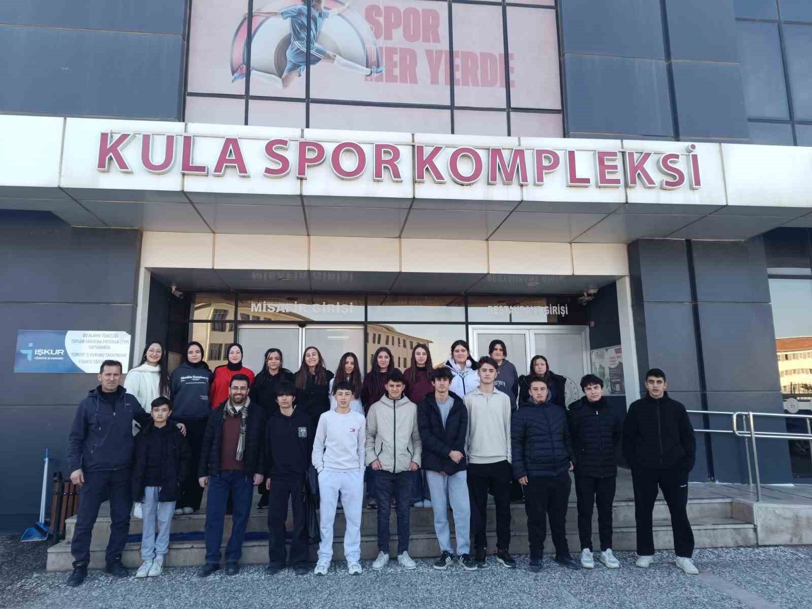 Pazarlar Spor Liseli 20 gencin 12 saatlik keşif mesaisi

