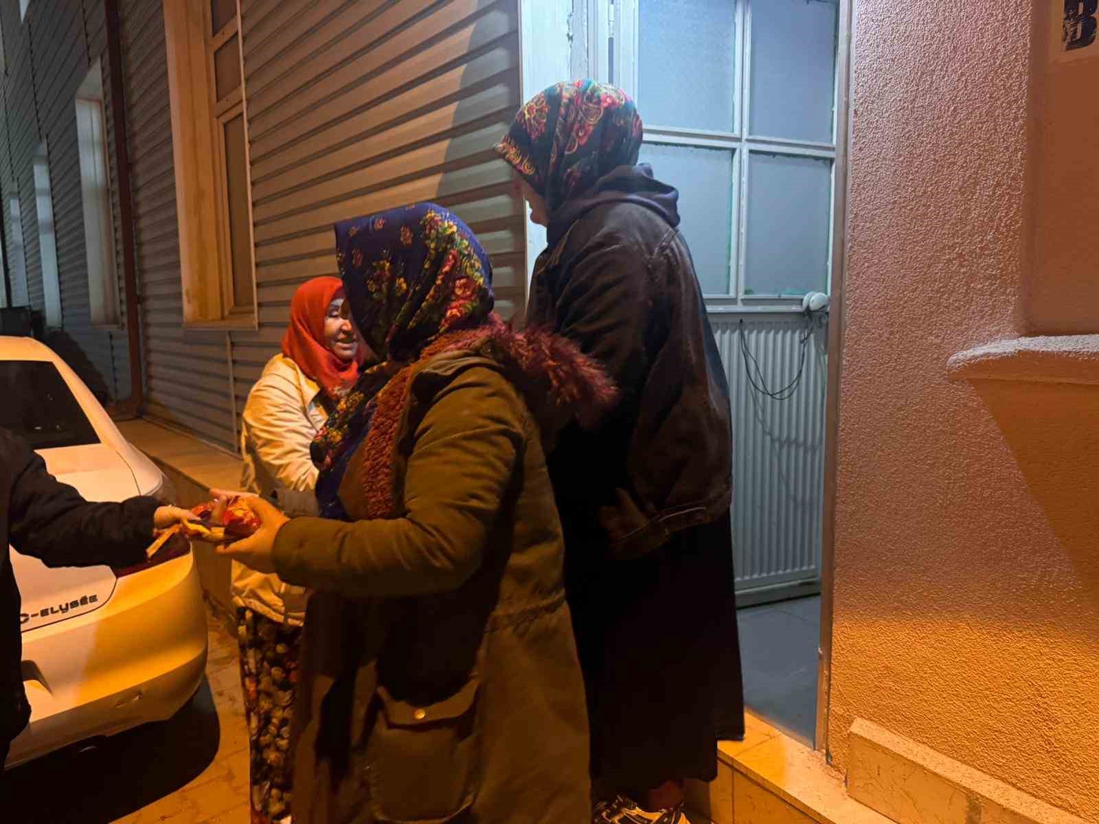 Pazaryeri’nde Sakal-ı Şerif’e yoğun ilgi
