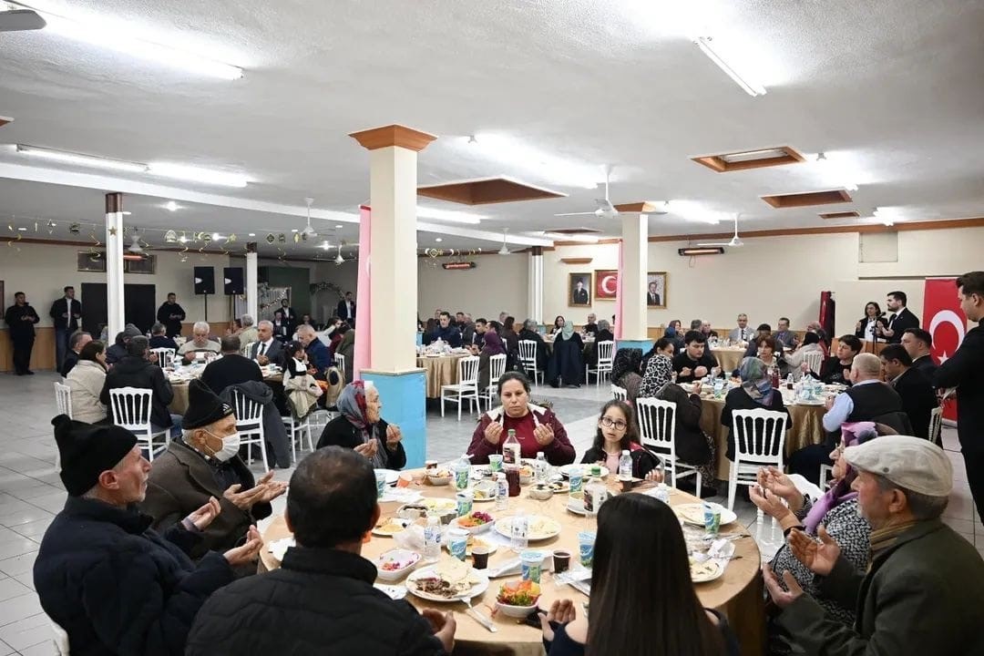 Pehlivanköy’de şehit aileleri ve gaziler onuruna iftar yemeği verildi
