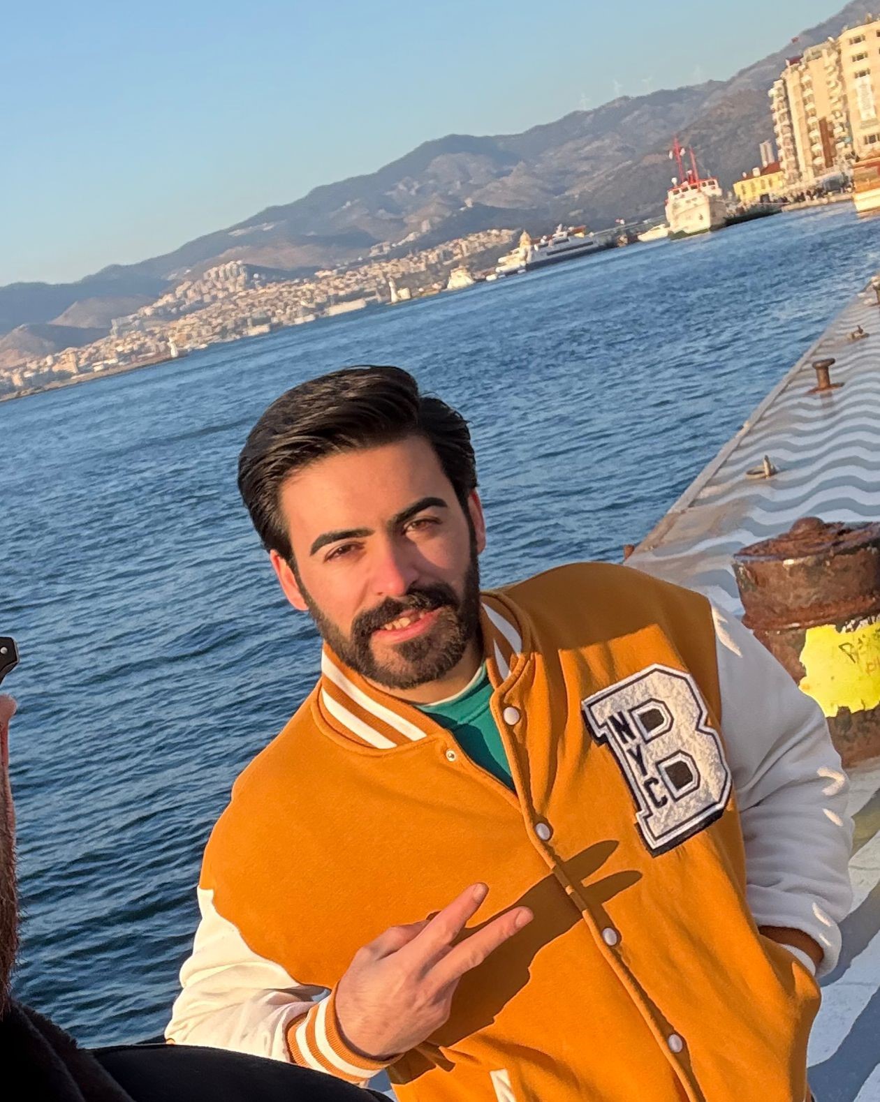 Penceredeki sinekliği parçalayarak evden ayrılan psikolojik rahatsızlıkları bulunan genç sırra kadem bastı
Penceredeki sinekliği parçalayarak evden ayrılan psikolojik rahatsızlıkları bulunan genç sırra kadem bastı