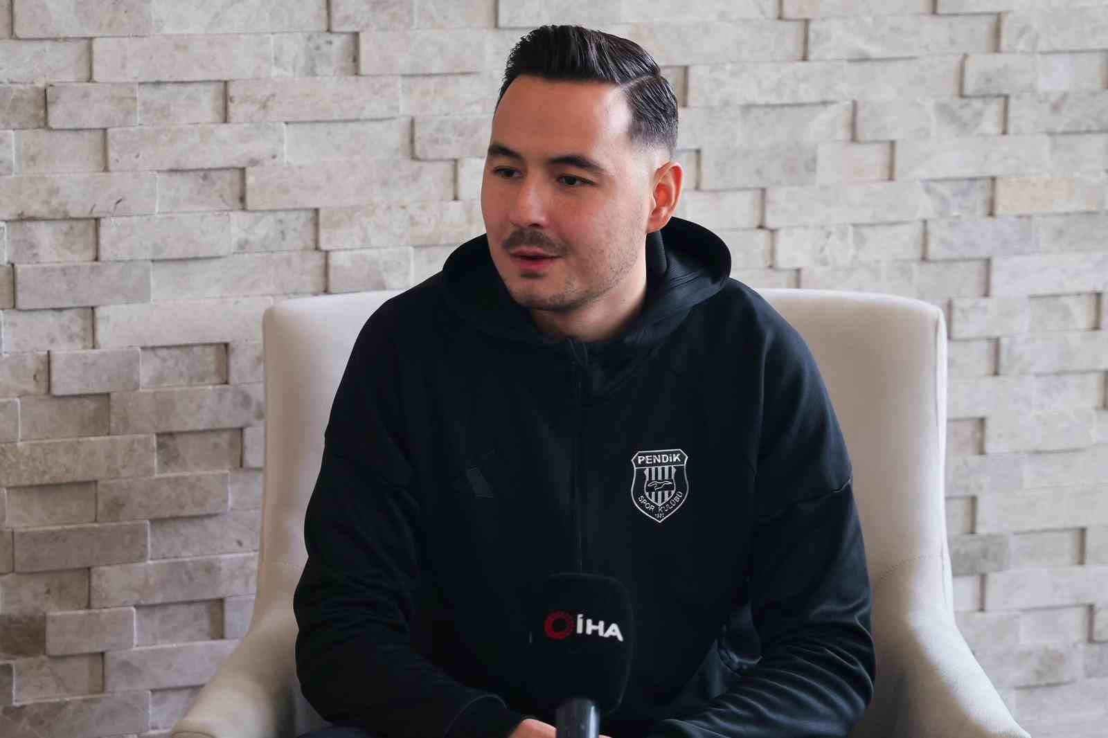 Pendikspor’un savunmacısı Berkay Sülüngöz: "Şampiyonluğa oynuyoruz ve hedefimiz net"
Pendikspor’un savunmacısı Berkay Sülüngöz: "Şampiyonluğa oynuyoruz ve hedefimiz net"