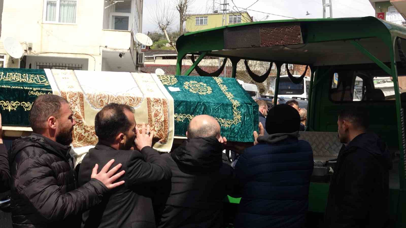 Pendik’te otopark kavgasında hayatını kaybeden Hüseyin Teke son yolculuğuna uğurlandı
