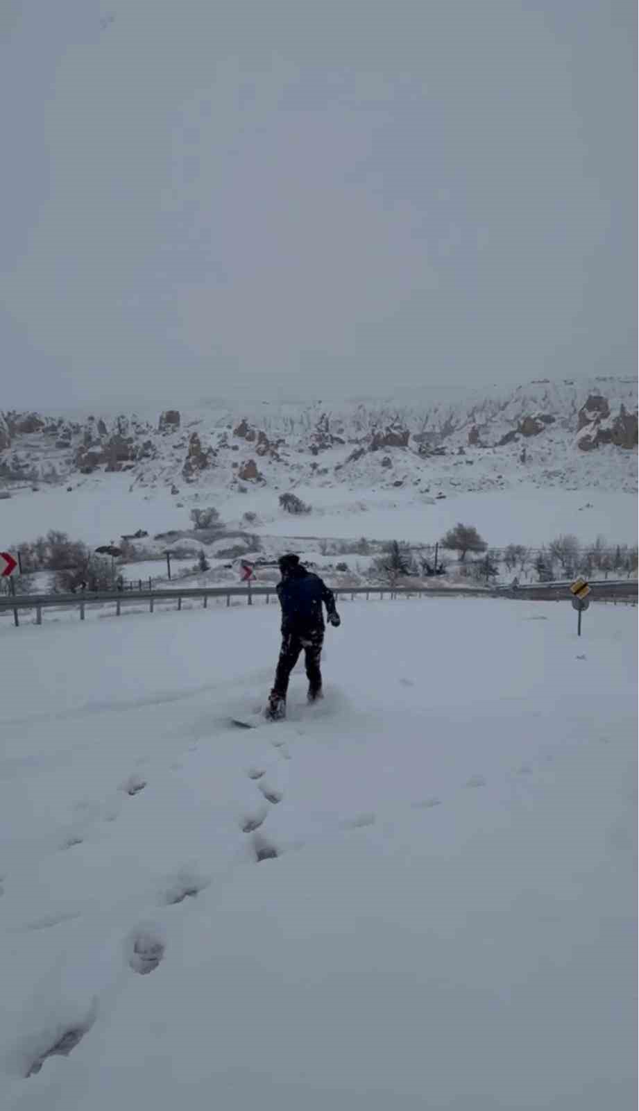 Peribacaları arasında kayak keyfi
