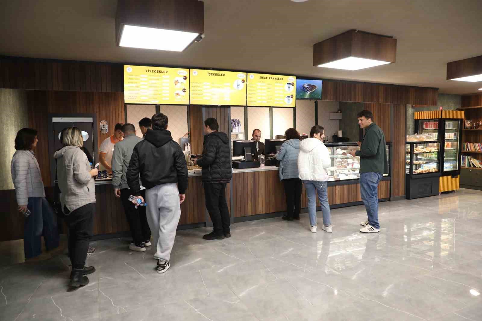 PETEK Genç yoğun ilgi görüyor
