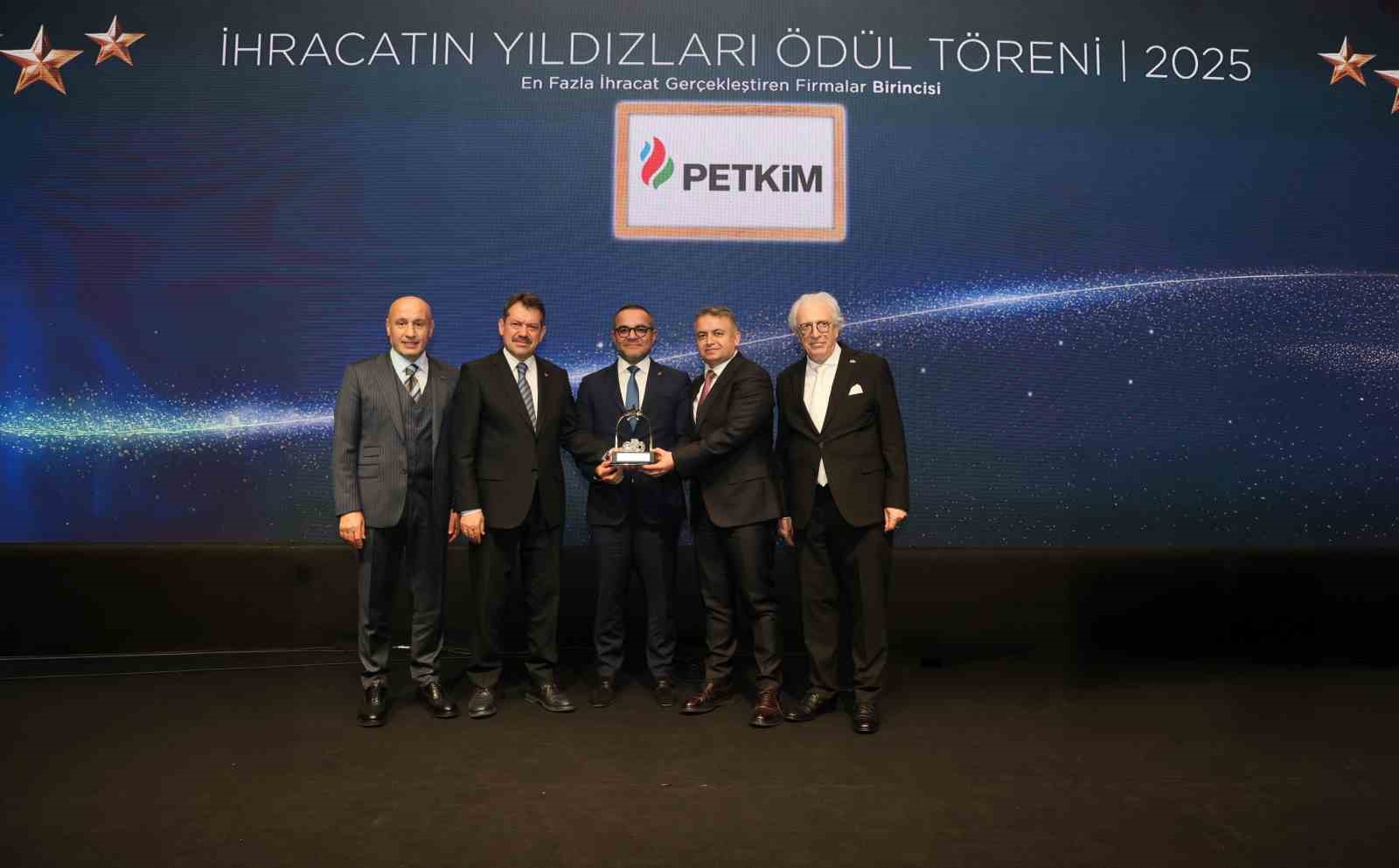 Petkim, Ege İhracatçı Birlikleri tarafından ihracatın yıldızı seçildi
