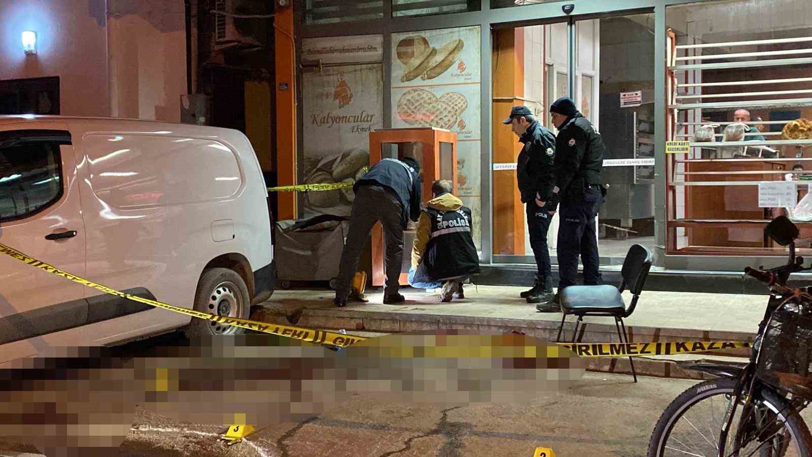 Pide almak için gittiği fırında dehşeti yaşadı
