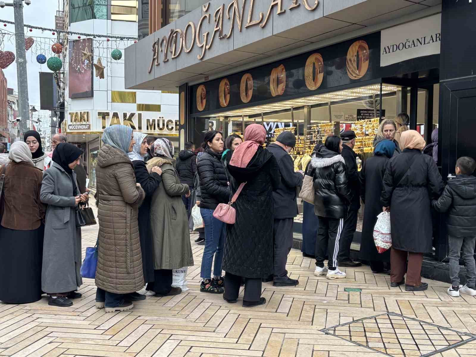 Pide değil, altın kuyruğu
