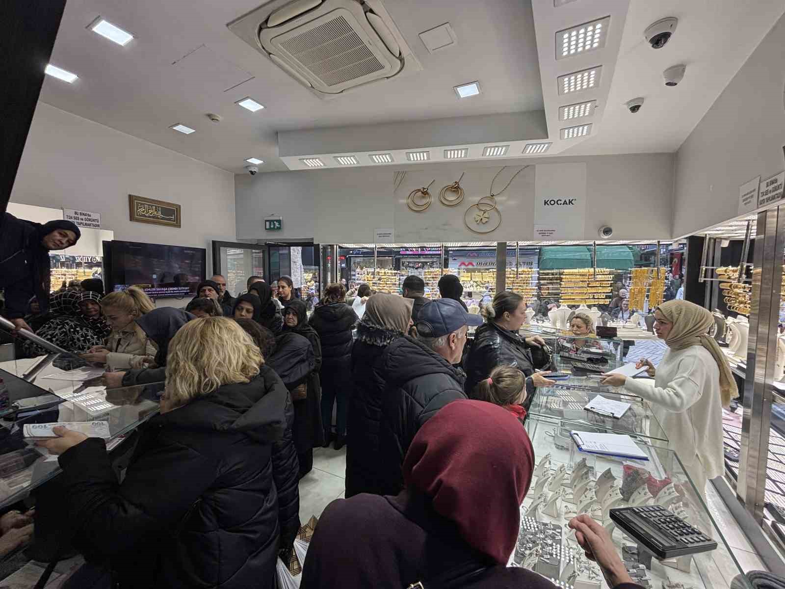 Pide değil, altın kuyruğu
