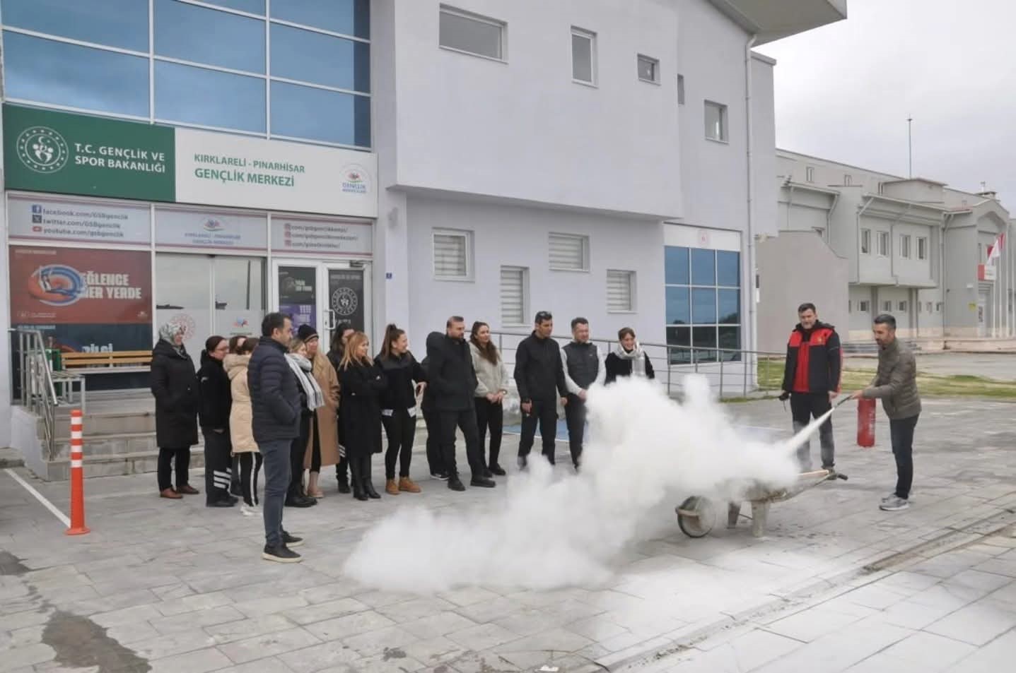 Pınarhisar’da yangın ve deprem tatbikatı gerçekleştirildi
