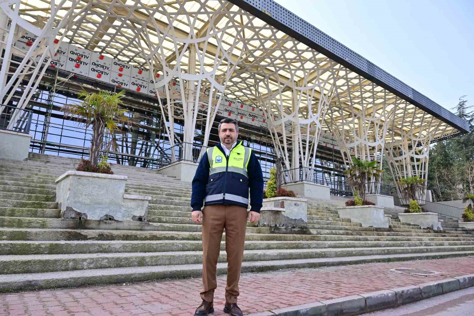 Piremir’de yol yarılandı
