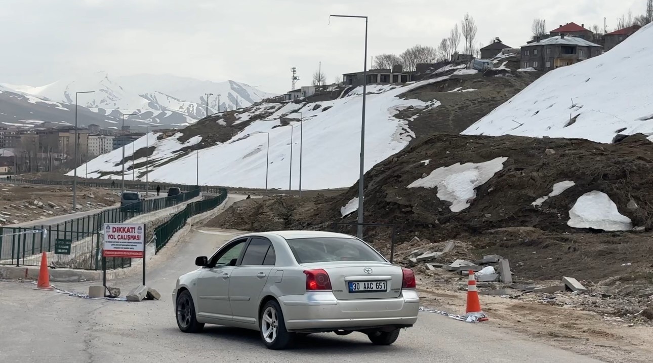 Pizok yolu 13 gündür kapalı
