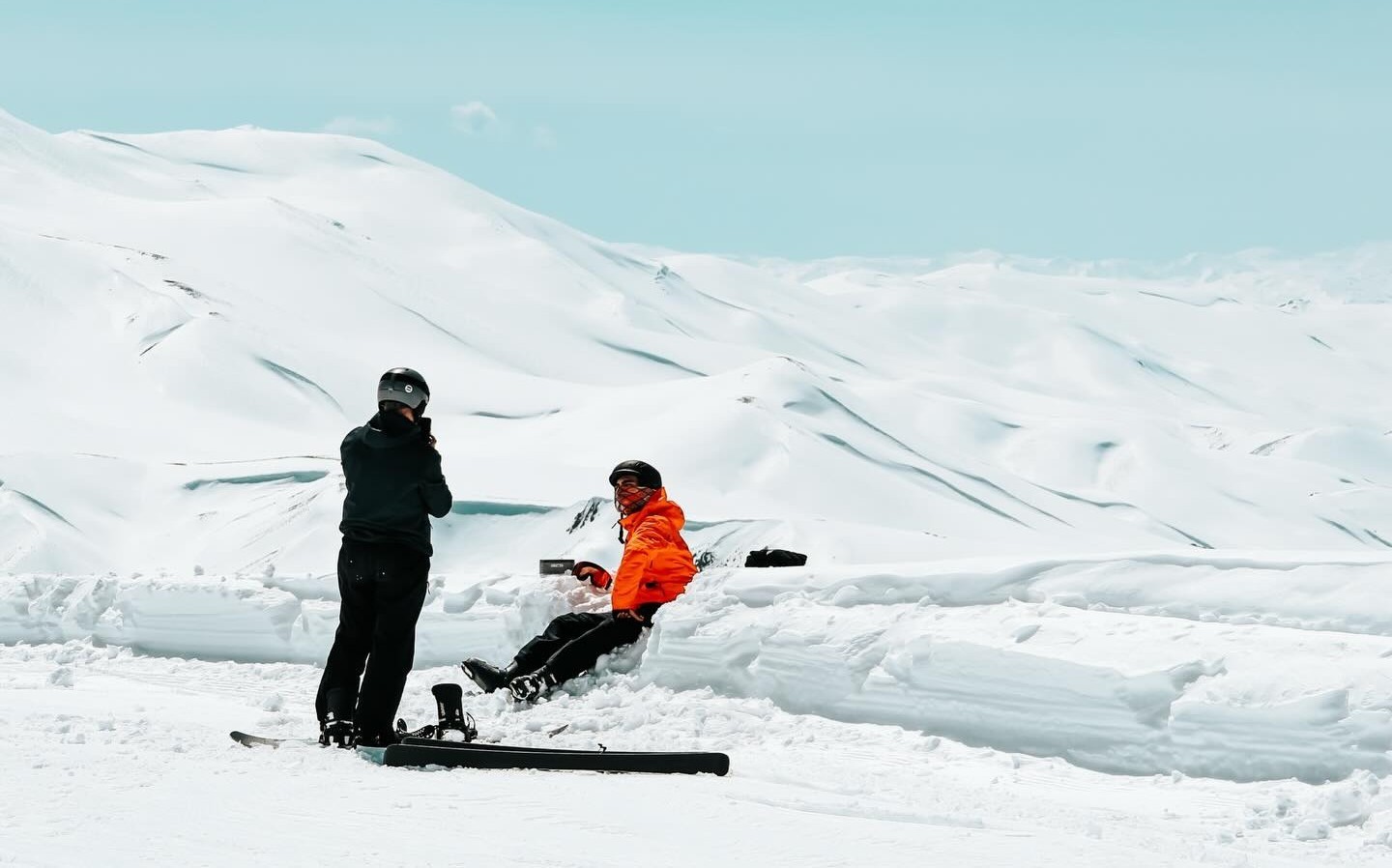 Plaj kenarı değil Palandöken’in zirvesin şezlong keyfi
