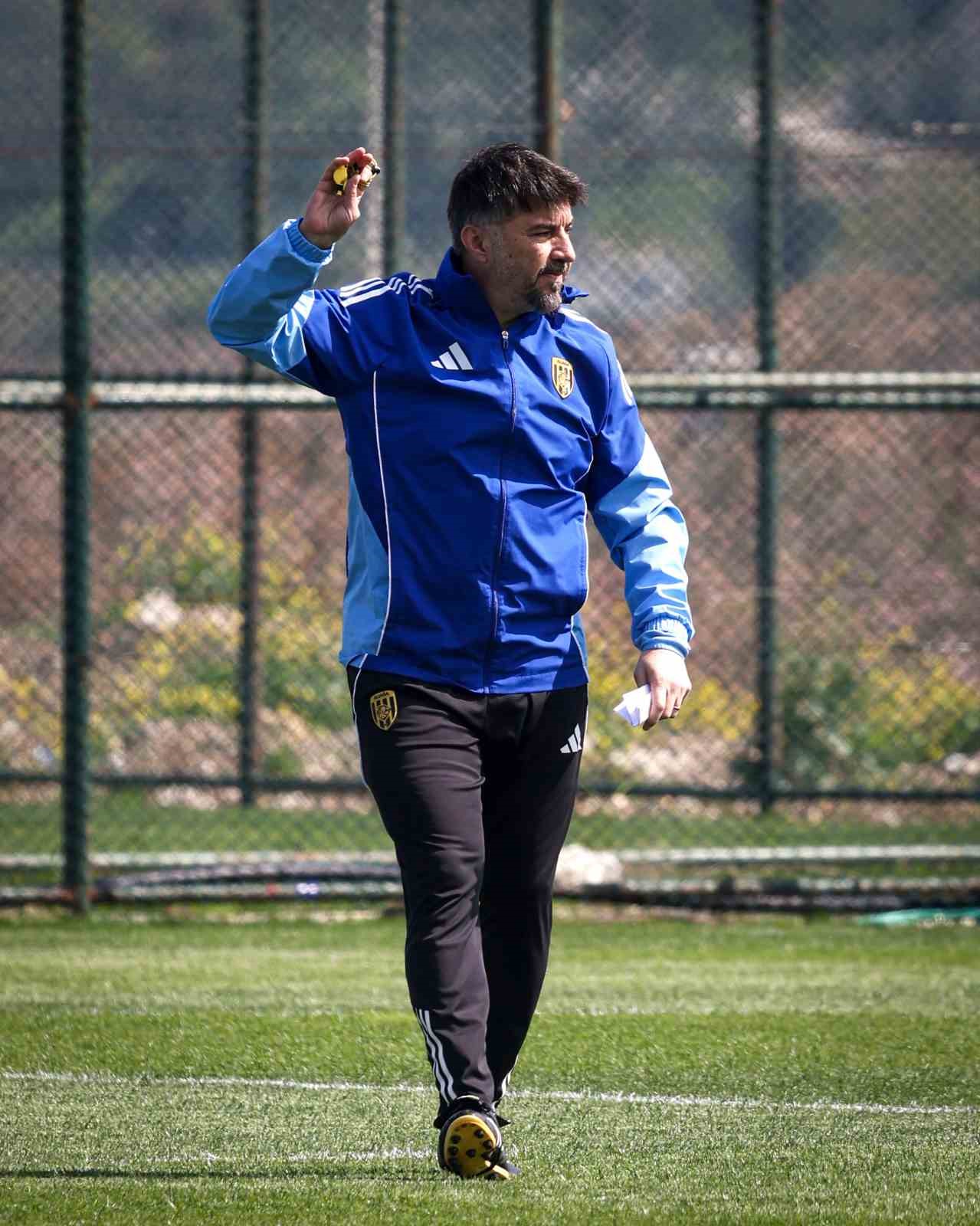 Polat Çetin: "Her zorluğun üstesinden gelebilecek takımız"
