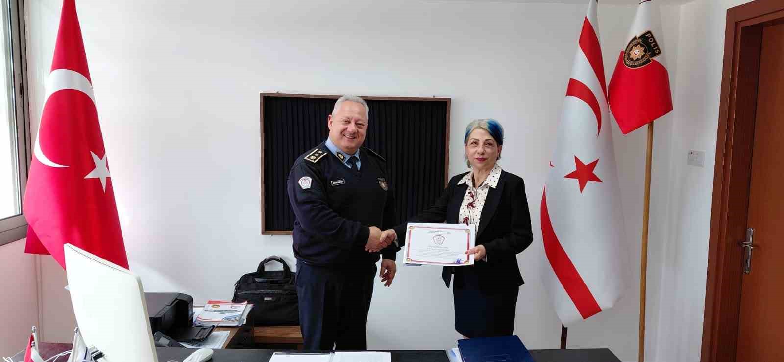 Polis adaylarına iletişim konferansı: Güvenliğin anahtarı doğru iletişim
