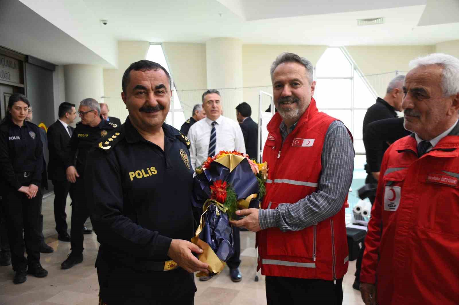 Polis Haftası: 181. yıla 181 ünite kan bağışı
