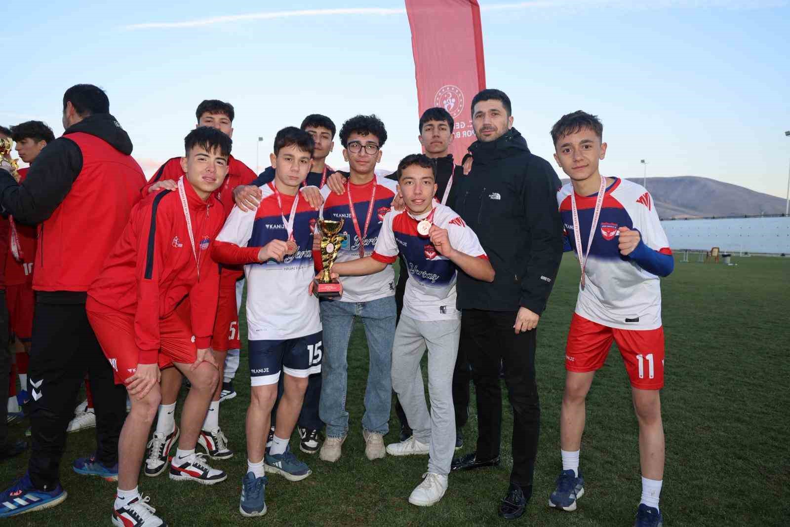 Polis Haftası Futbol Turnuvası tamamlandı
