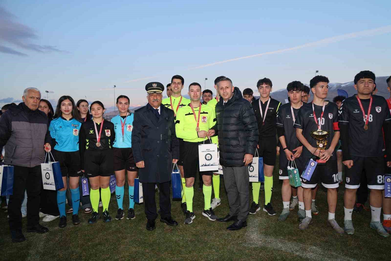 Polis Haftası Futbol Turnuvası tamamlandı
