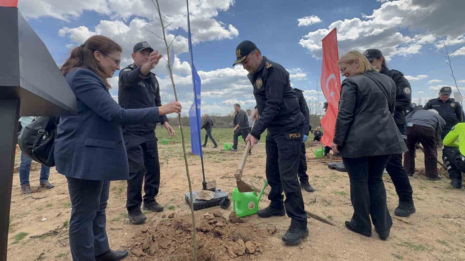 Polis haftasında anlamlı vefa

