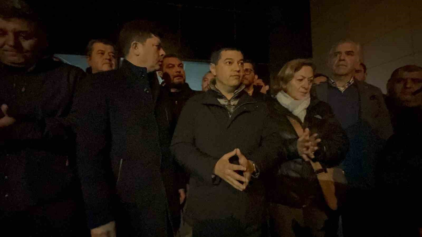 Polis, Marmaris Belediyesi’ndeki arama çalışmalarını tamamladı
