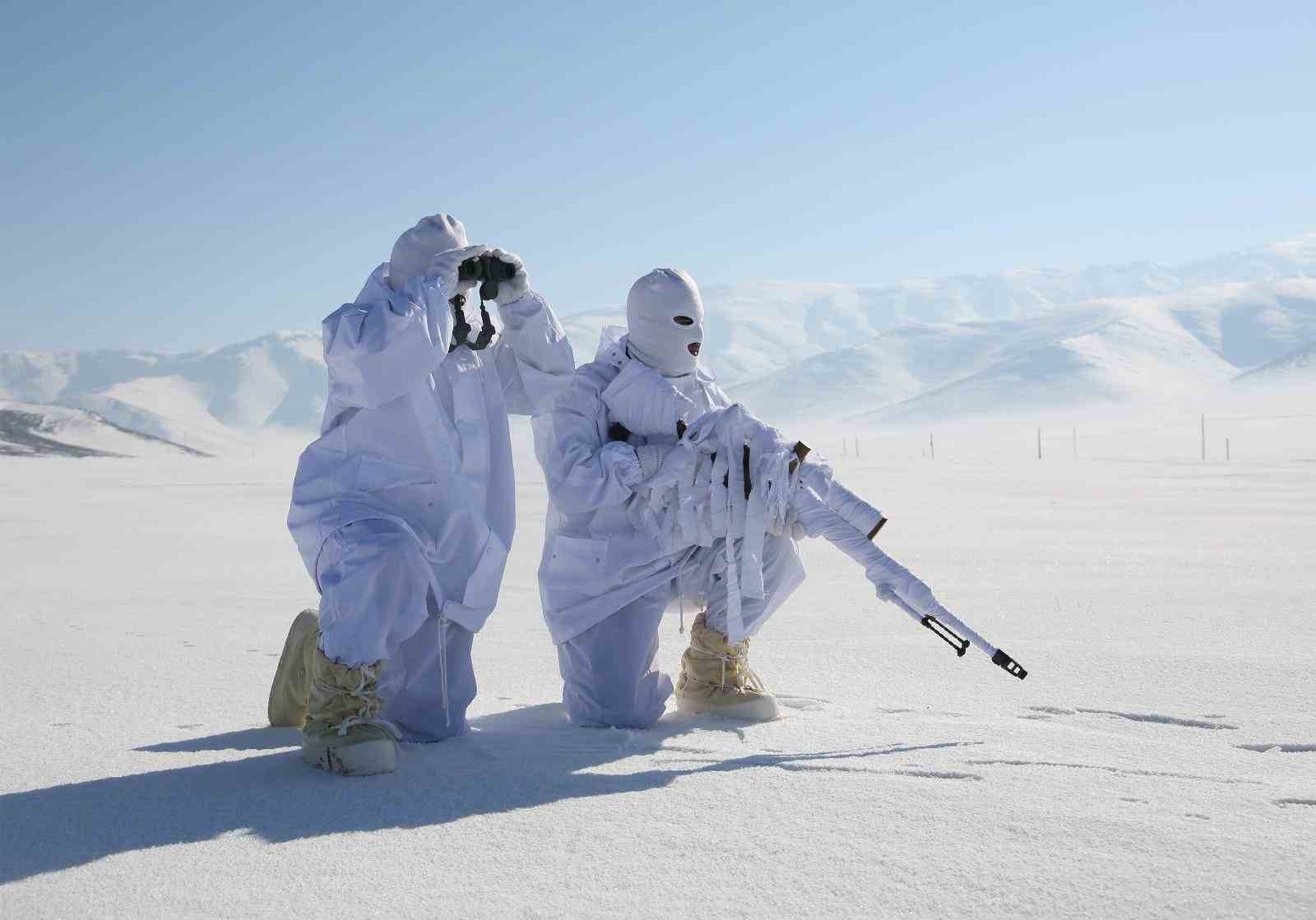 Polis Özel Harekat 43. yılını kutluyor: Köklü geçmiş, güçlü gelecek
Polis Özel Harekat 43. yılını kutluyor: Köklü geçmiş, güçlü gelecek