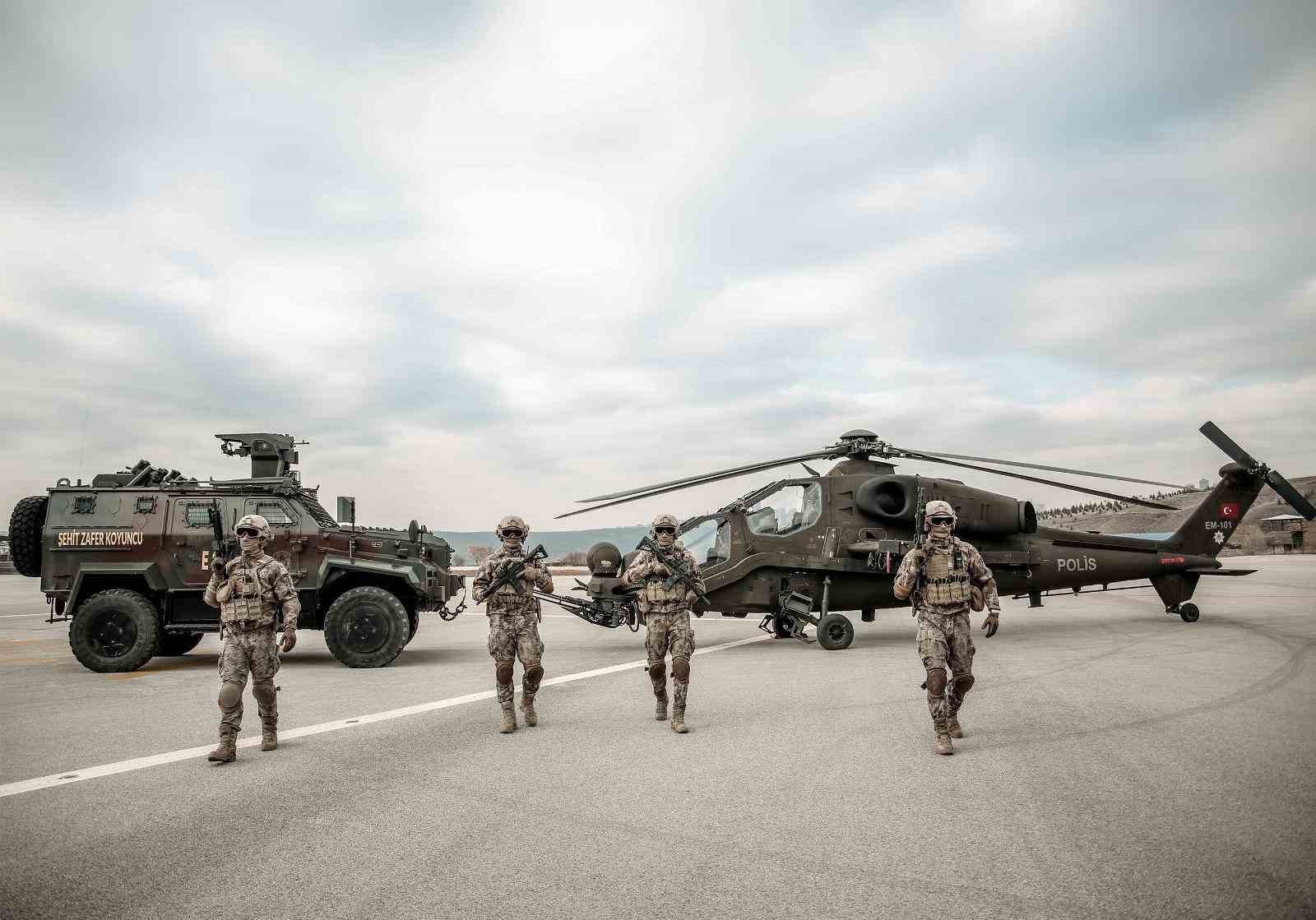 Polis Özel Harekat 43. yılını kutluyor: Köklü geçmiş, güçlü gelecek
Polis Özel Harekat 43. yılını kutluyor: Köklü geçmiş, güçlü gelecek