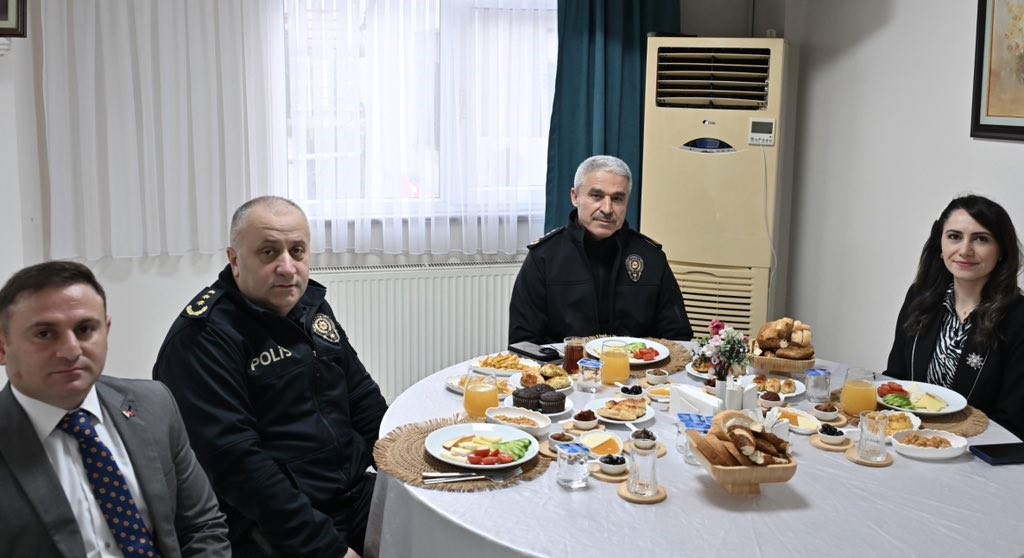 Polisevinin şartları ve son durumu görüşüldü
