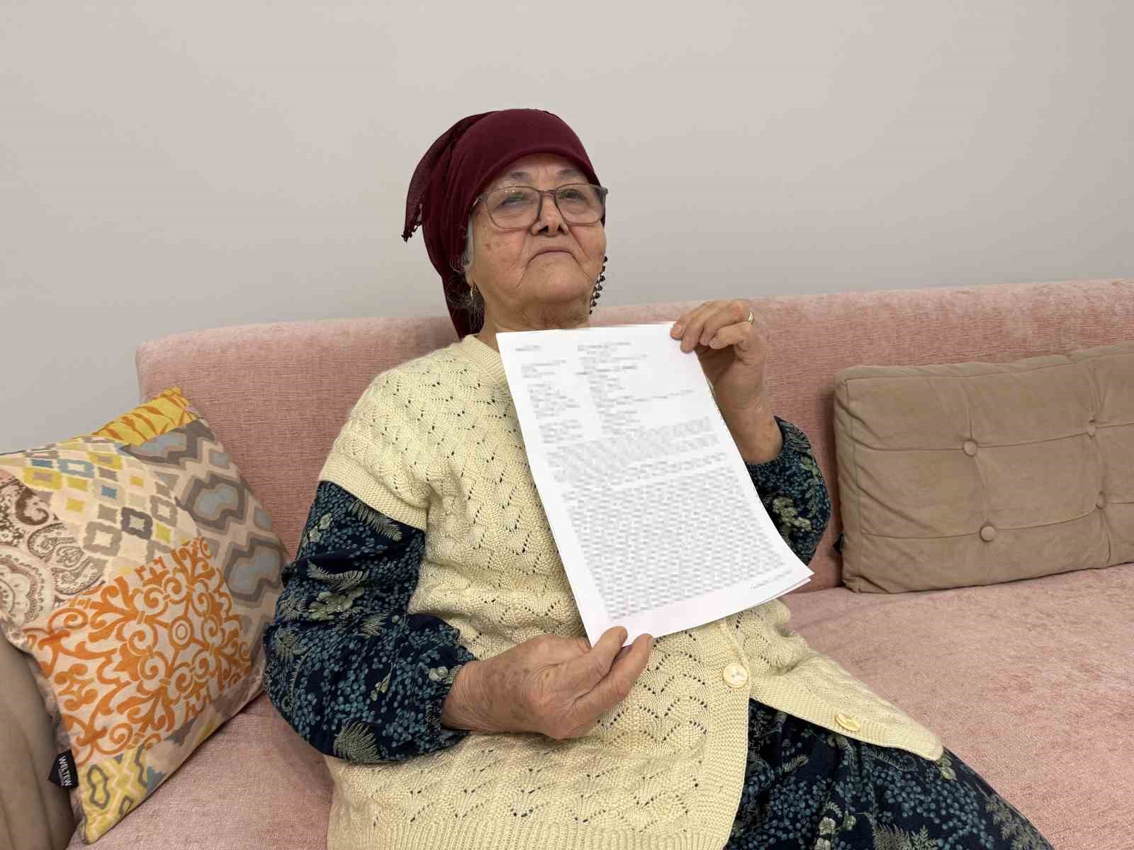 "Polisiz" diyerek kandırdılar, yaşlı kadının 2 milyonluk altını çaldılar
