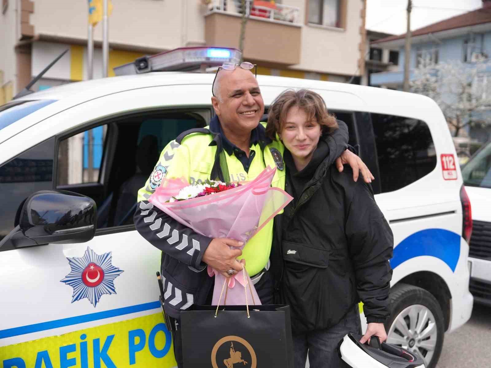 Polislere 10 Nisan sürprizi
