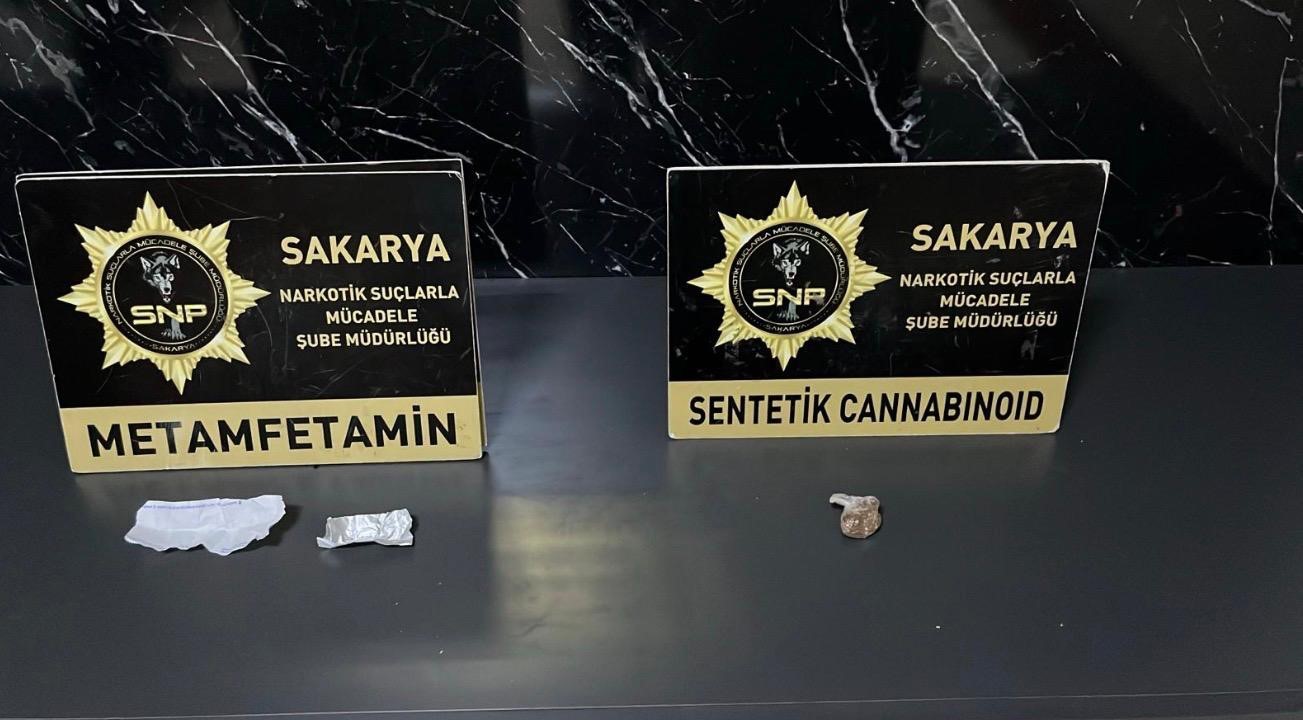 Polisten iki ilçede uyuşturucu operasyonu: 3 tutuklama

