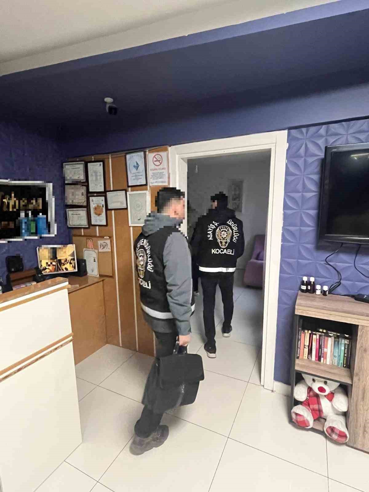 Polisten masaj salonlarına denetim
