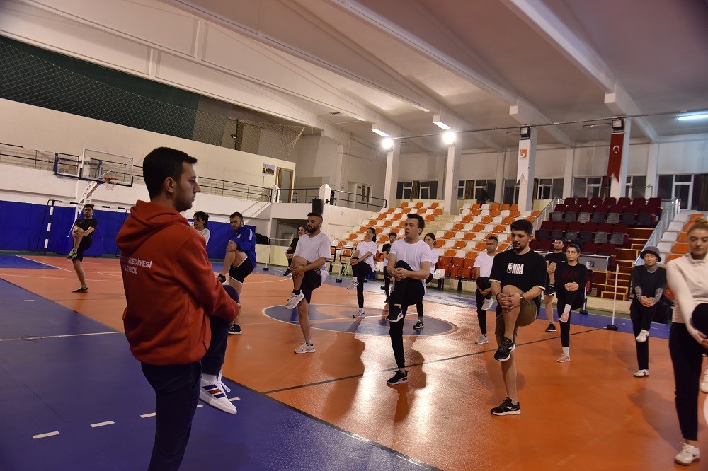 POMEM kurslarında yüzde 100 başarı
